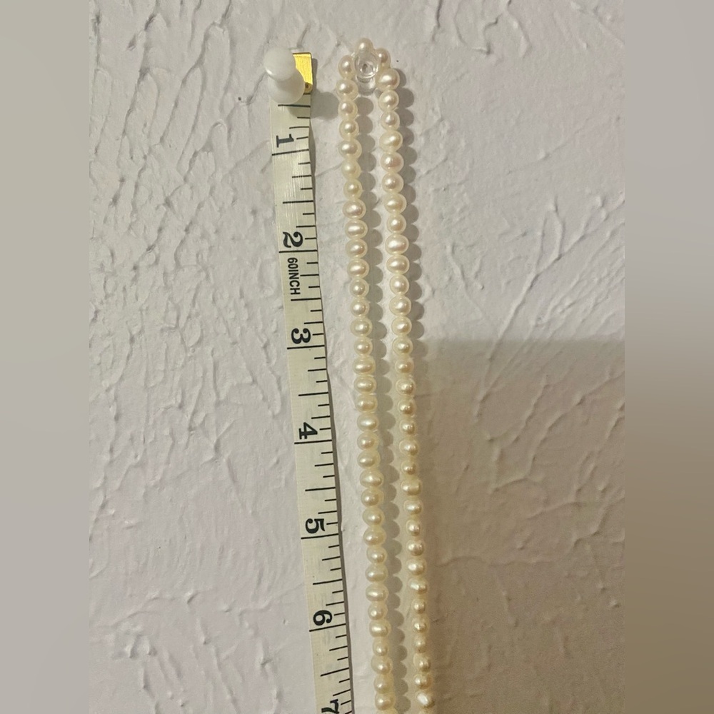 Elegant Freshwater Pearl Necklace - Picture 6 of 6